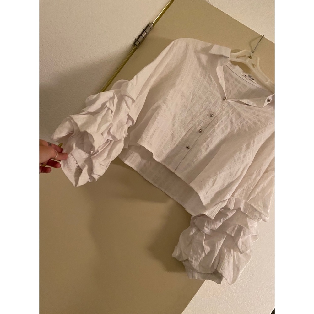 Long puffy sleeve white collared shirt